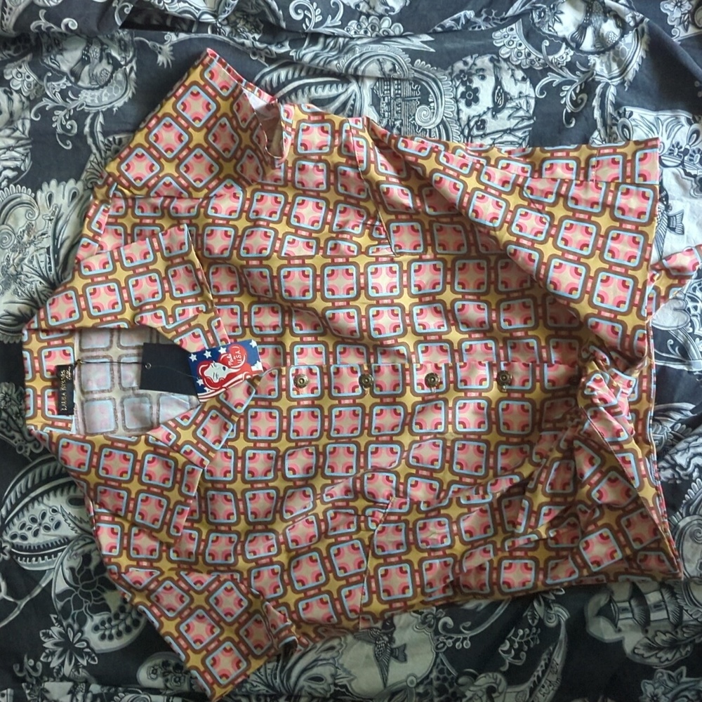 Hotel print tie front shirt